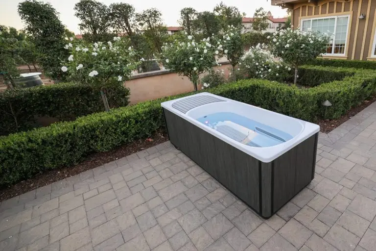 Kodiak_Cold_Plunge_Mid_01-1024x683-35b54183-6478-4540-b382-edd76f50498c